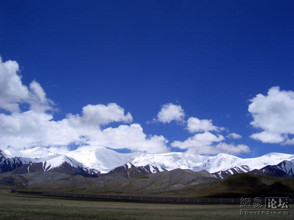 压根没有想要去分辨玉珠峰,玉虚峰,玉仙峰.直嚷嚷着像奶油冰淇淋