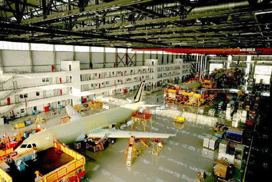 空客天津总装线今年总装交付26架A320飞机