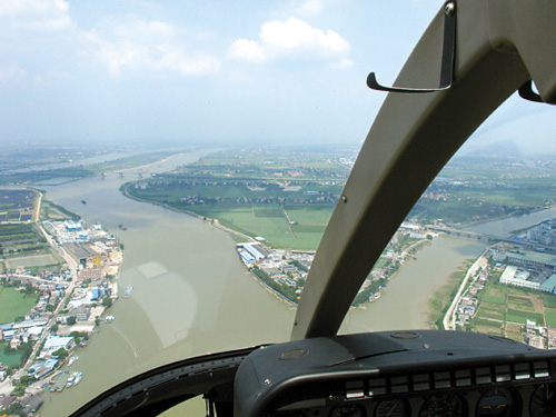 珠三角富豪热衷私人飞机恐一半以上是违法飞行